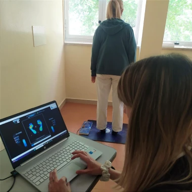 Persona su pedana baropodometrica WIVA