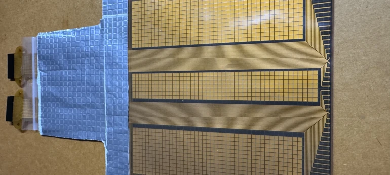 Spray pressure sensor